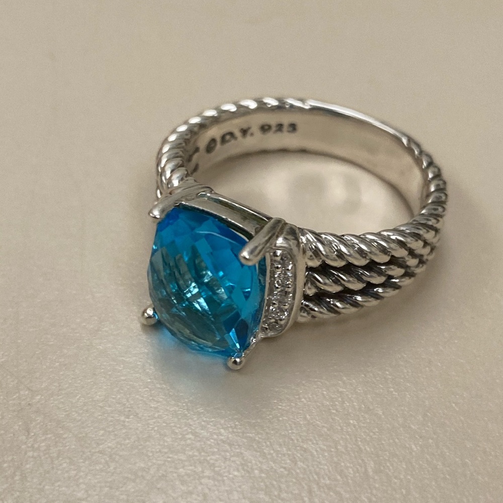 Authentic David yurman petit ring - Picture 1 of 5